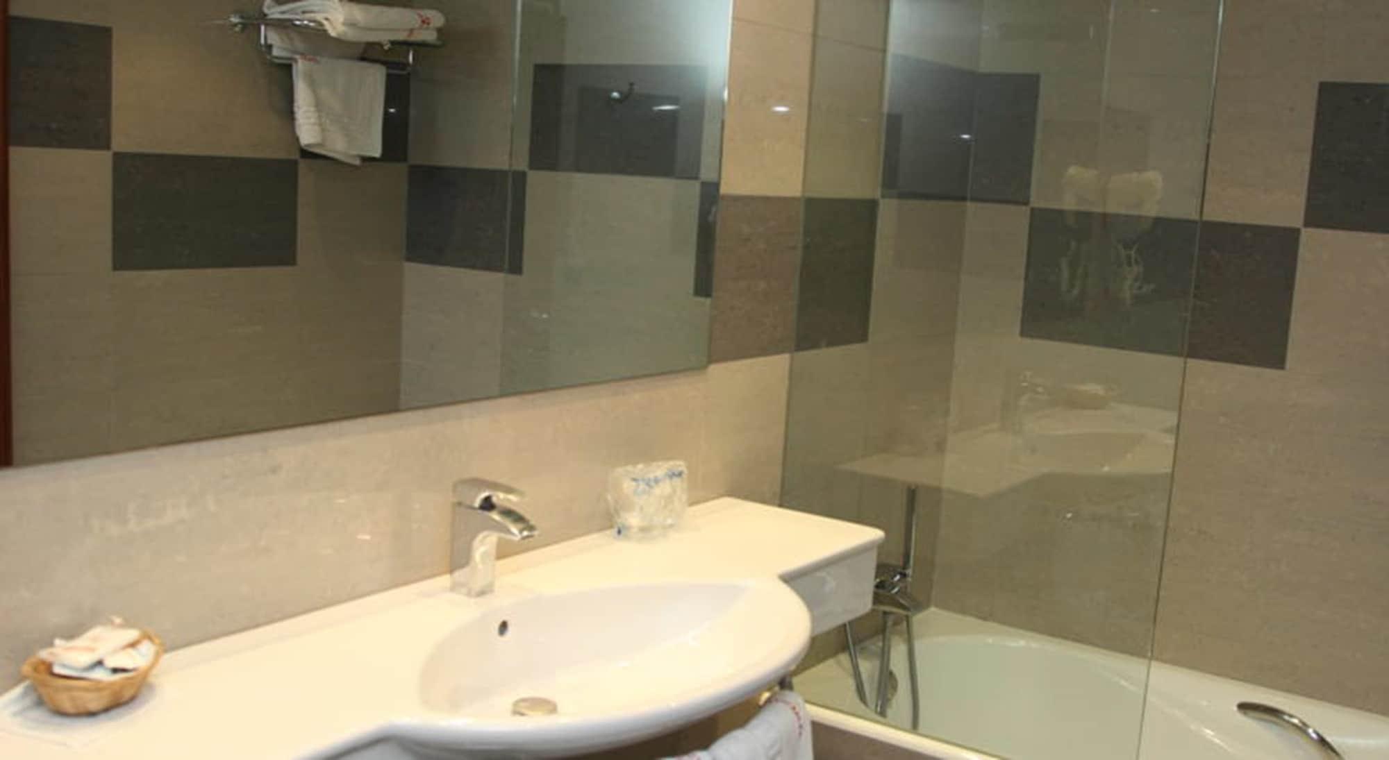 Cesaraugusta Hotel Zaragoza Eksteriør billede